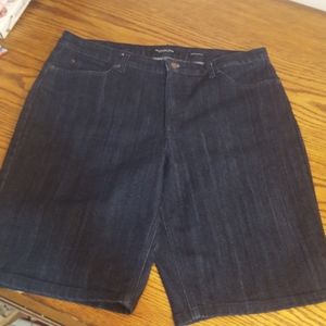 EUC Jones New York Shorts